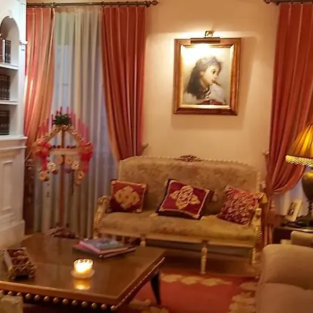 Via Principalis Apartment *